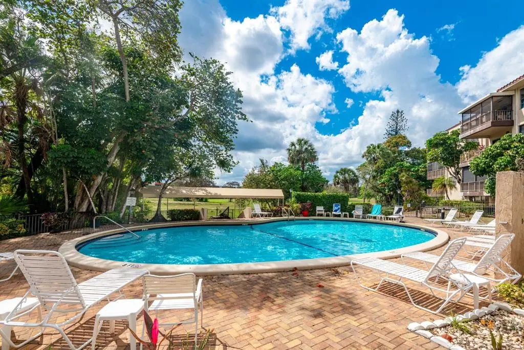 5961 N Falls Circle Drive 411, LAUDERHILL