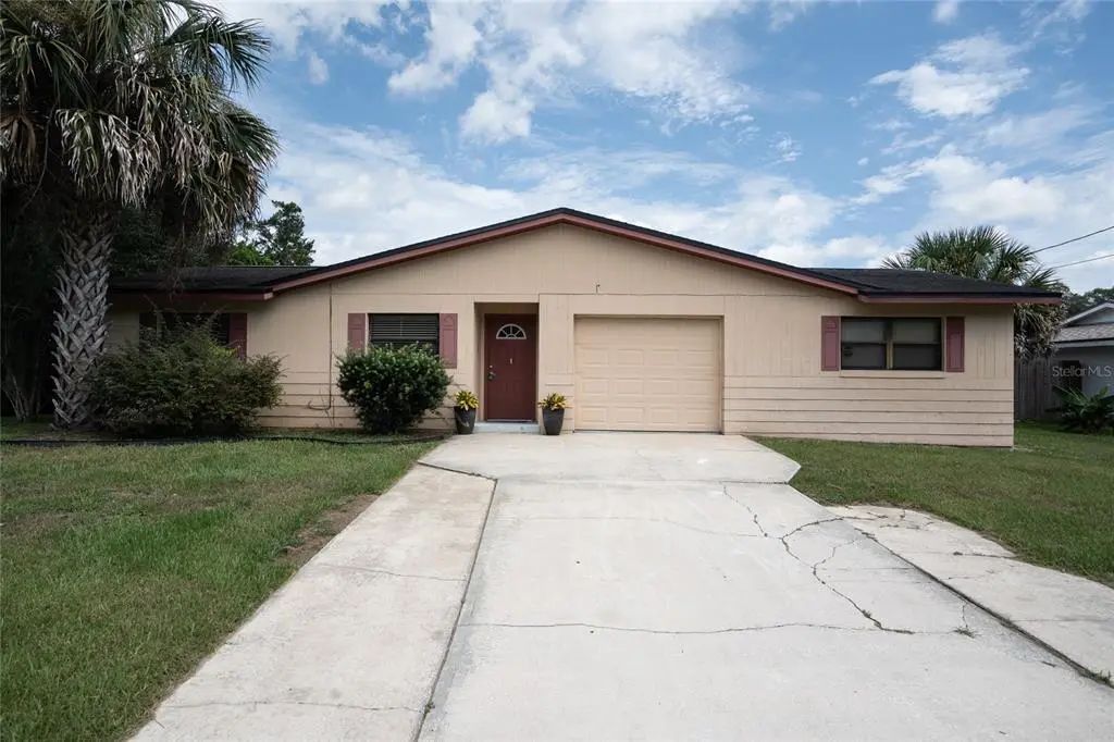 437 E Oakwood Avenue, ORANGE CITY