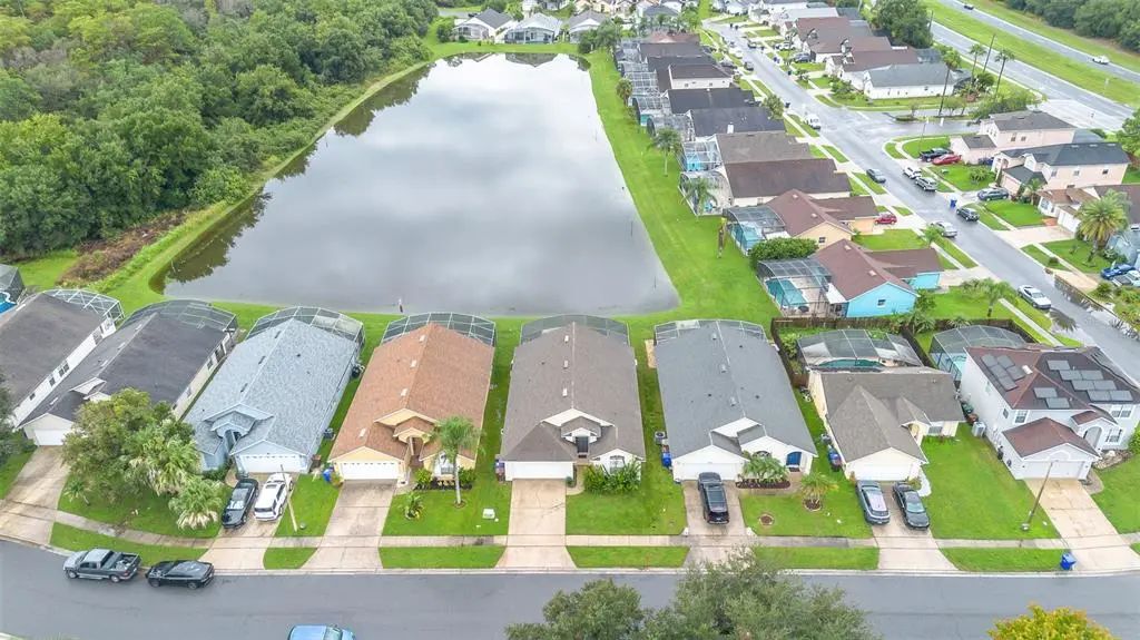 4650 Eagle Peak Drive, KISSIMMEE