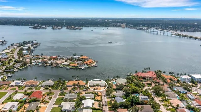 1903 Bayshore Drive, BELLEAIR BEACH