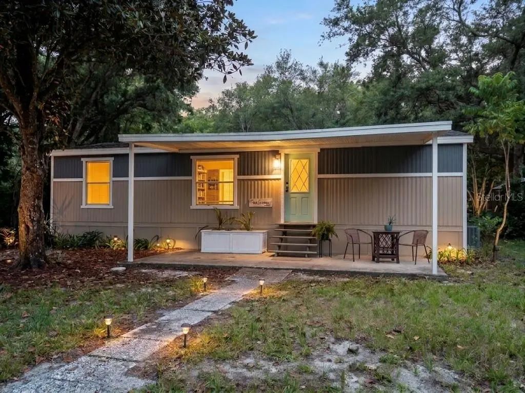 31638 Lake Drive, EUSTIS