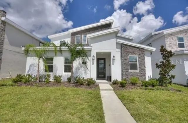 9298 Sommerset Hills Drive, DAVENPORT