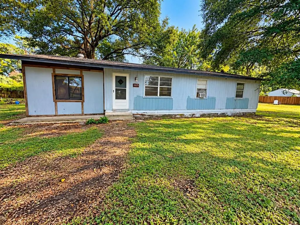 1825 Huggins Drive, APOPKA