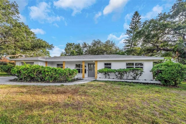 1905 Pinetree Lane, LARGO