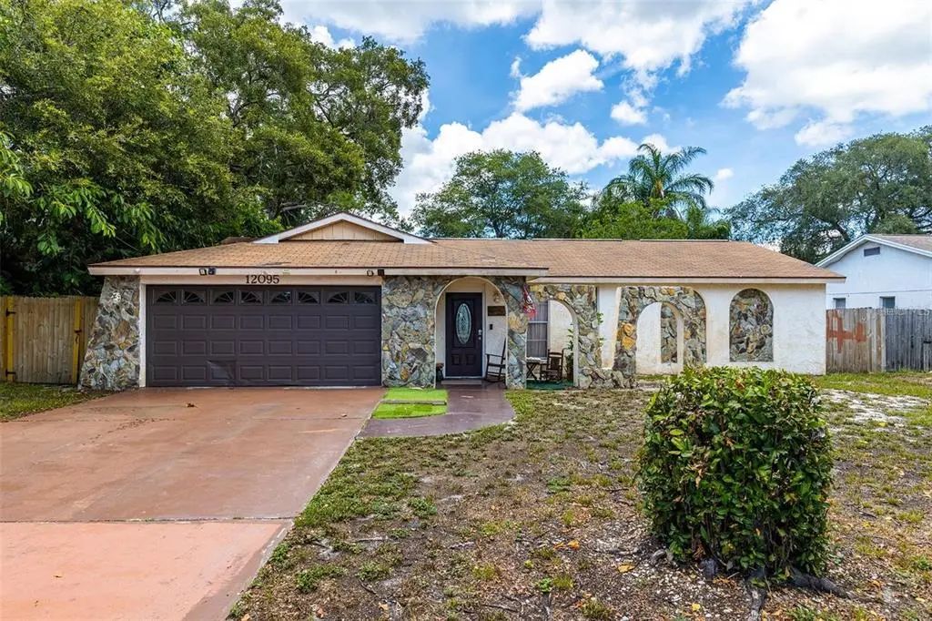12095 102nd Avenue, SEMINOLE