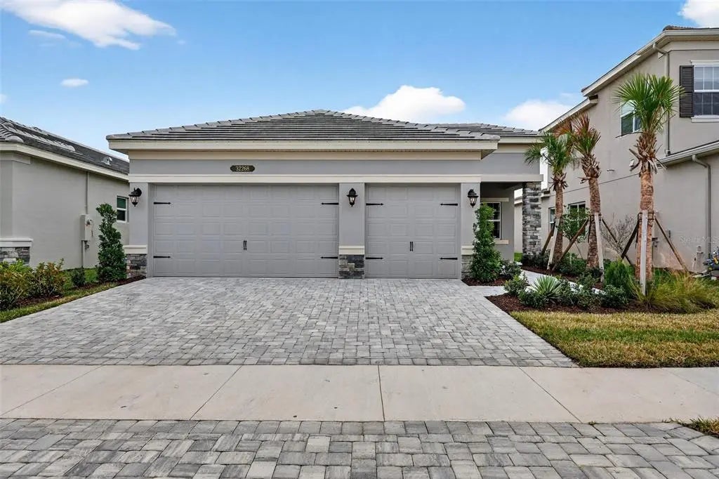 32268 Mahogany Valley Drive, WESLEY CHAPEL