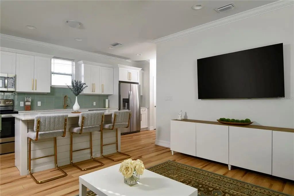 2810 N 16th Street, TAMPA