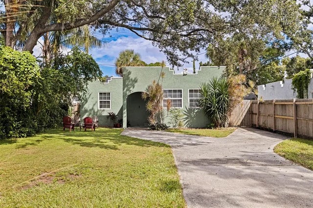 2031 44th Avenue N, ST PETERSBURG