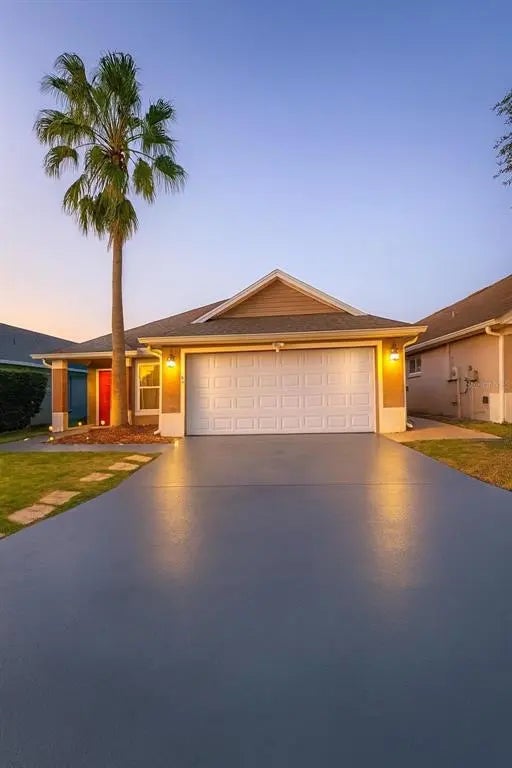 142 Hollingshead Loop, DAVENPORT