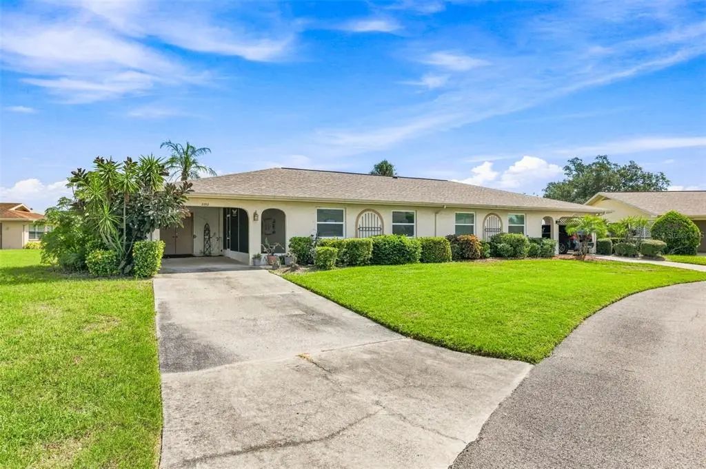 2202 Highclere Circle 2202, SUN CITY CENTER
