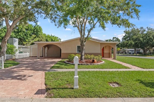 2901 W Paxton Avenue, TAMPA
