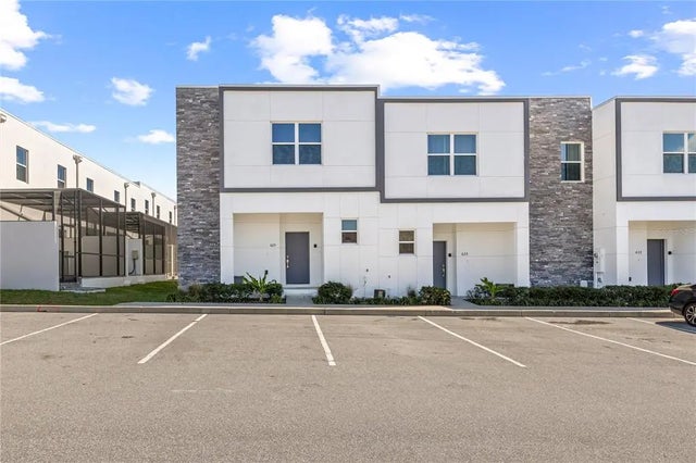 625 Trikomo Drive, DAVENPORT