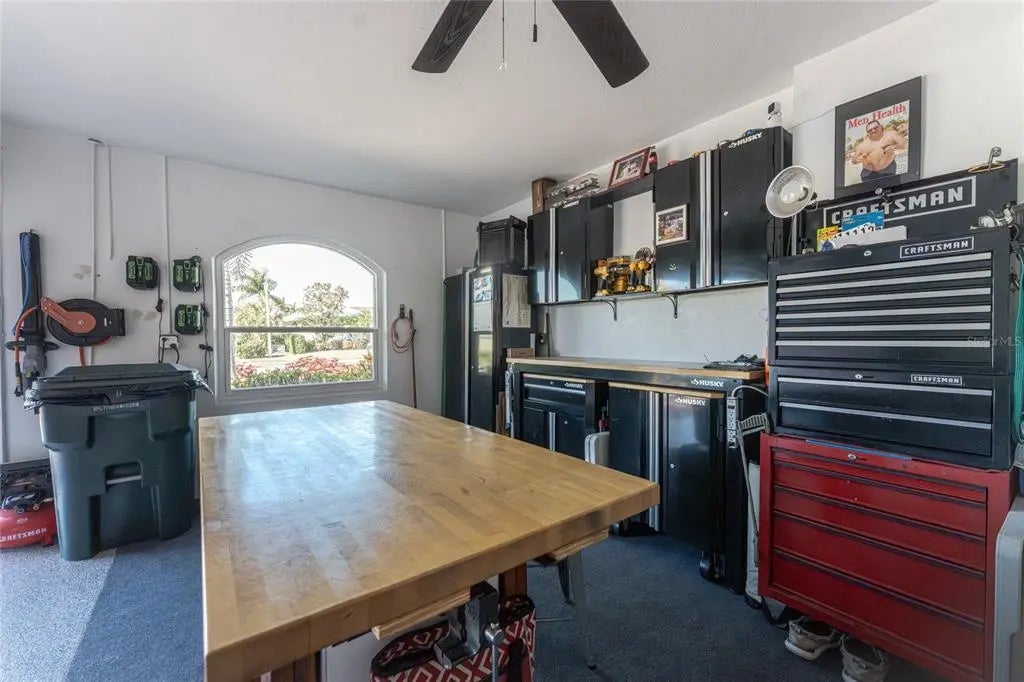 Gulf Shores Realty: 29 97fcc4e345c6f7ccc3e26068bbf83d94 l