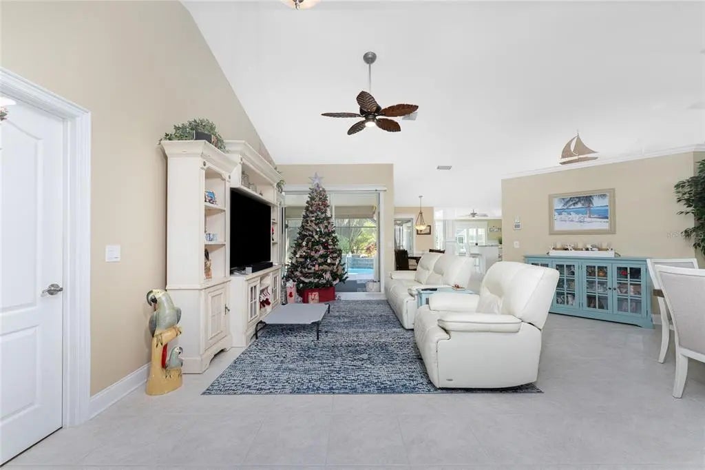 Gulf Shores Realty: 8 33d48f65b1330e223e56fe16ab95350a l