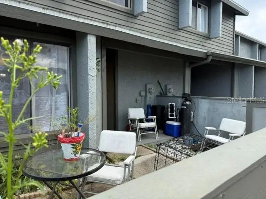 251 Orange Grove Drive Unit 6, ORMOND BEACH
