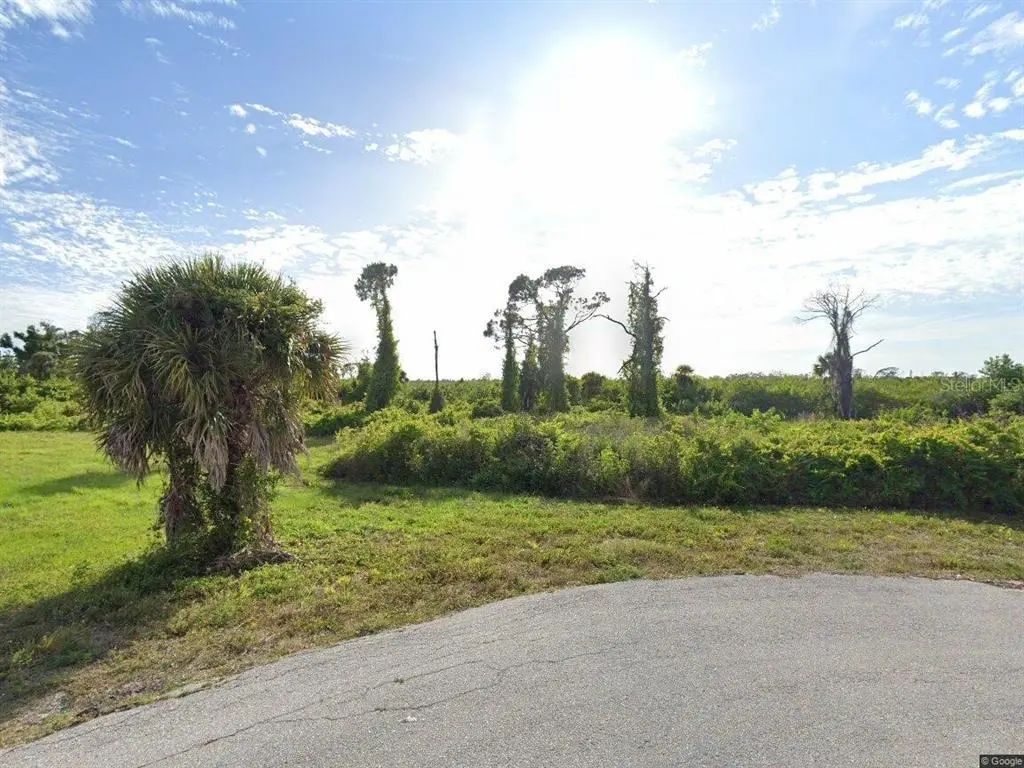 171 W Pine Valley Lane, ROTONDA WEST