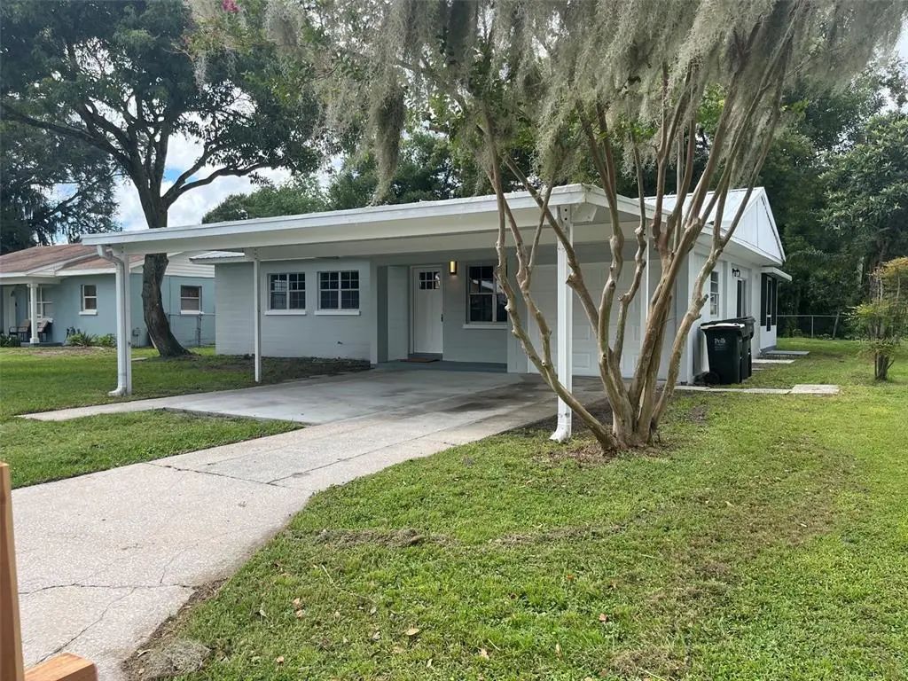 1026 Canal Drive W, LAKELAND