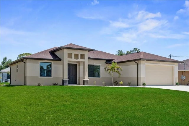 2186 Florala Street, NORTH PORT