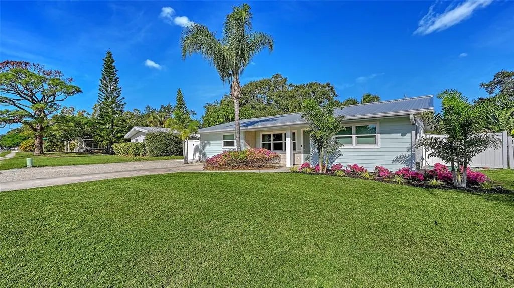 2115 Grove Street, SARASOTA
