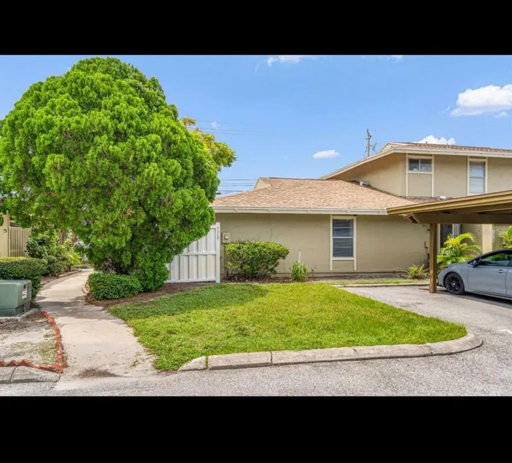 7310 Baja Court, TAMPA