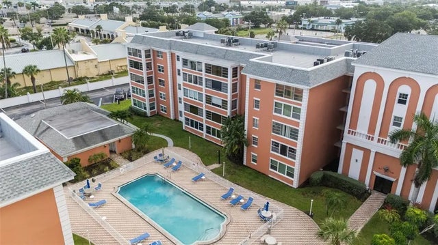 6800 20th Avenue N 503, ST PETERSBURG
