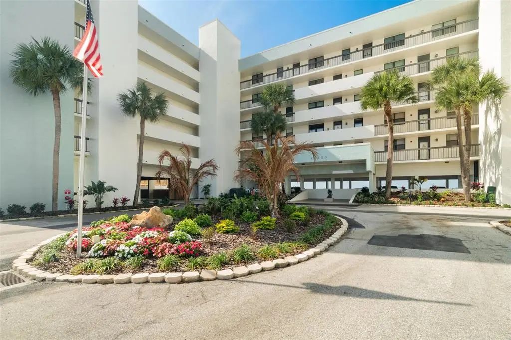 14900 Gulf Boulevard 202, MADEIRA BEACH