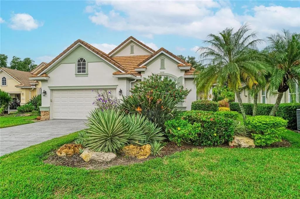 7816 Heritage Classic Court, LAKEWOOD RANCH