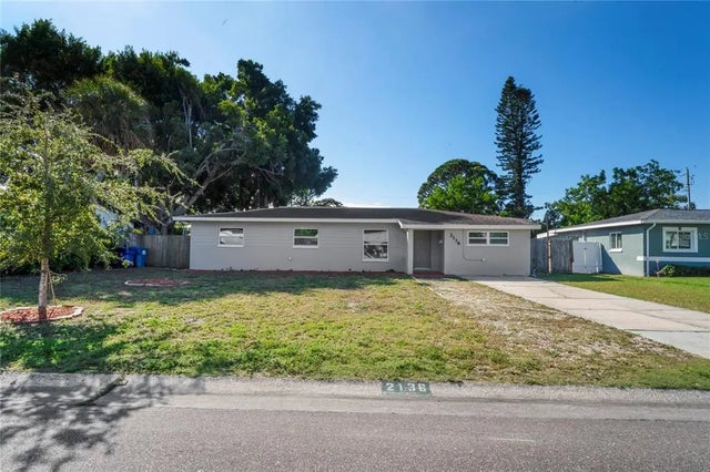 2136 67th Avenue S, ST PETERSBURG