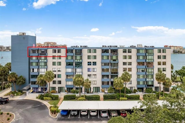 644 Island Way 705, CLEARWATER