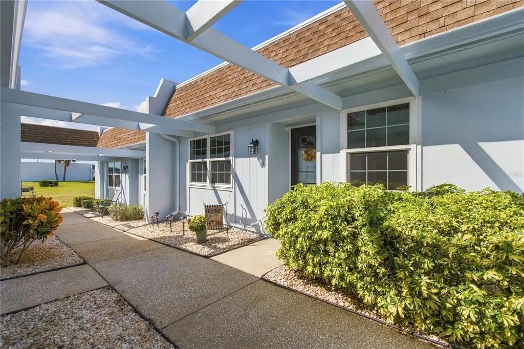 8220 Seven Oaks Court 5, PORT RICHEY