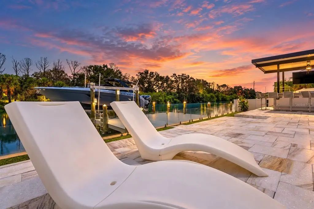 3923 Doral Drive, TAMPA