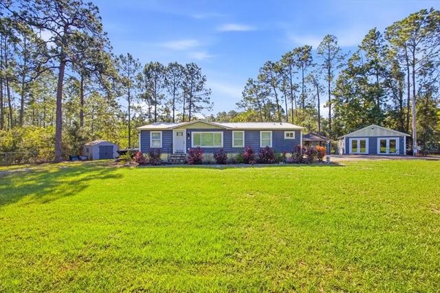 107 Deer Run Drive, DAVENPORT
