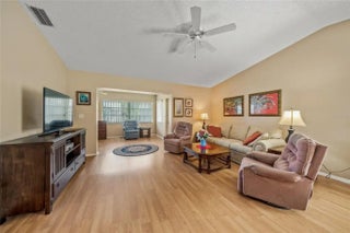 Gulf Shores Realty: 12 27ada2e92c2ecd83191c7c35040026a2 s