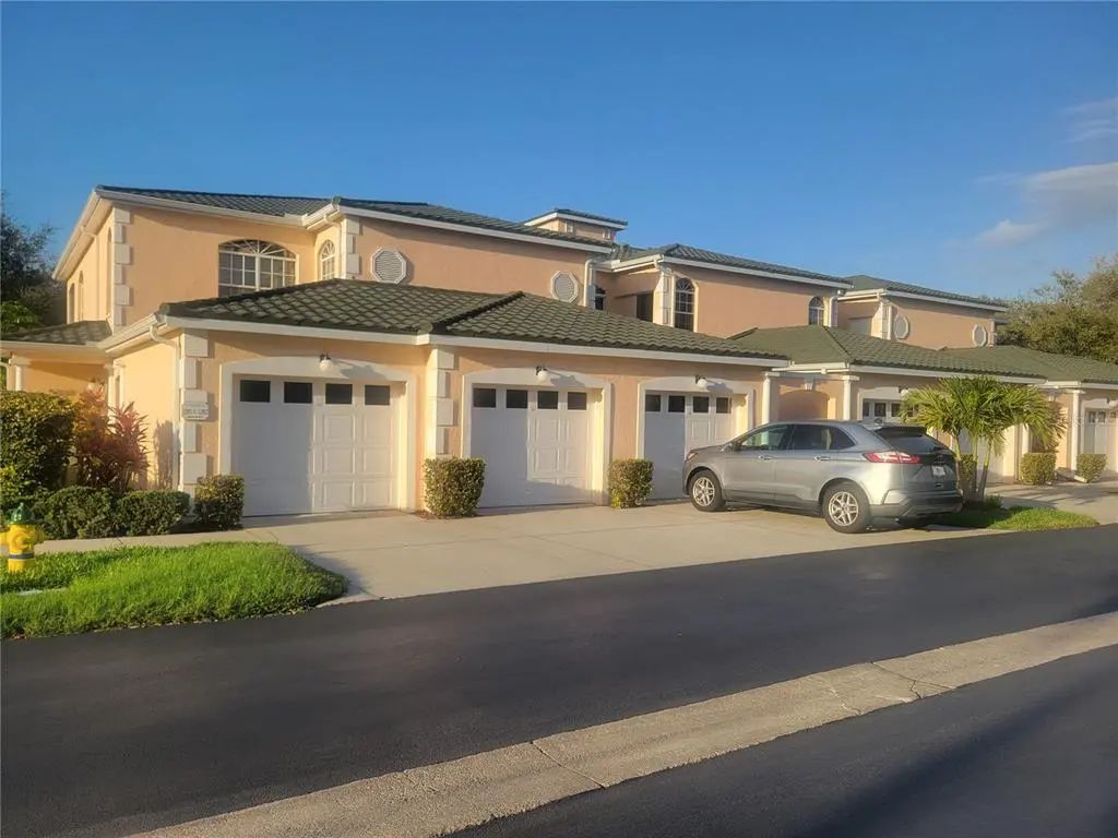 1203 Gondola Park Drive 1203, VENICE