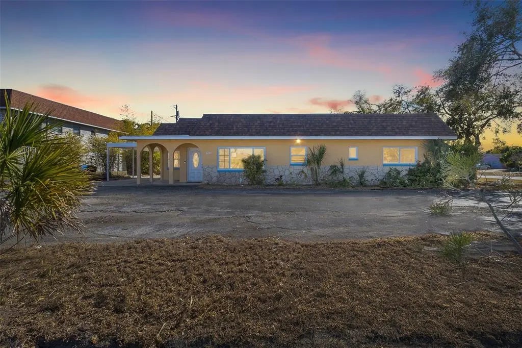 6098 22nd Avenue N, ST PETERSBURG