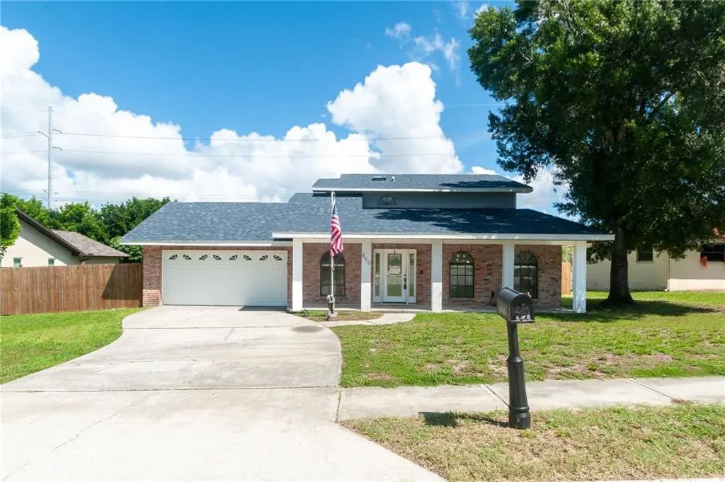 859 Pinewood Terrace W, PALM HARBOR