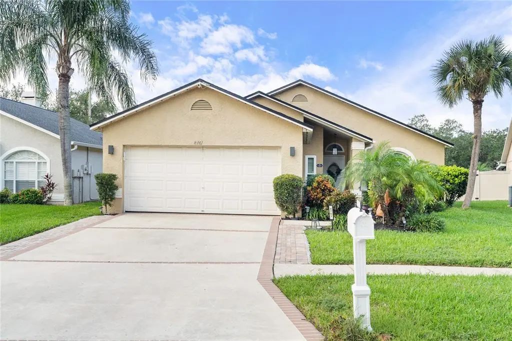 8761 Huntfield Street, TAMPA