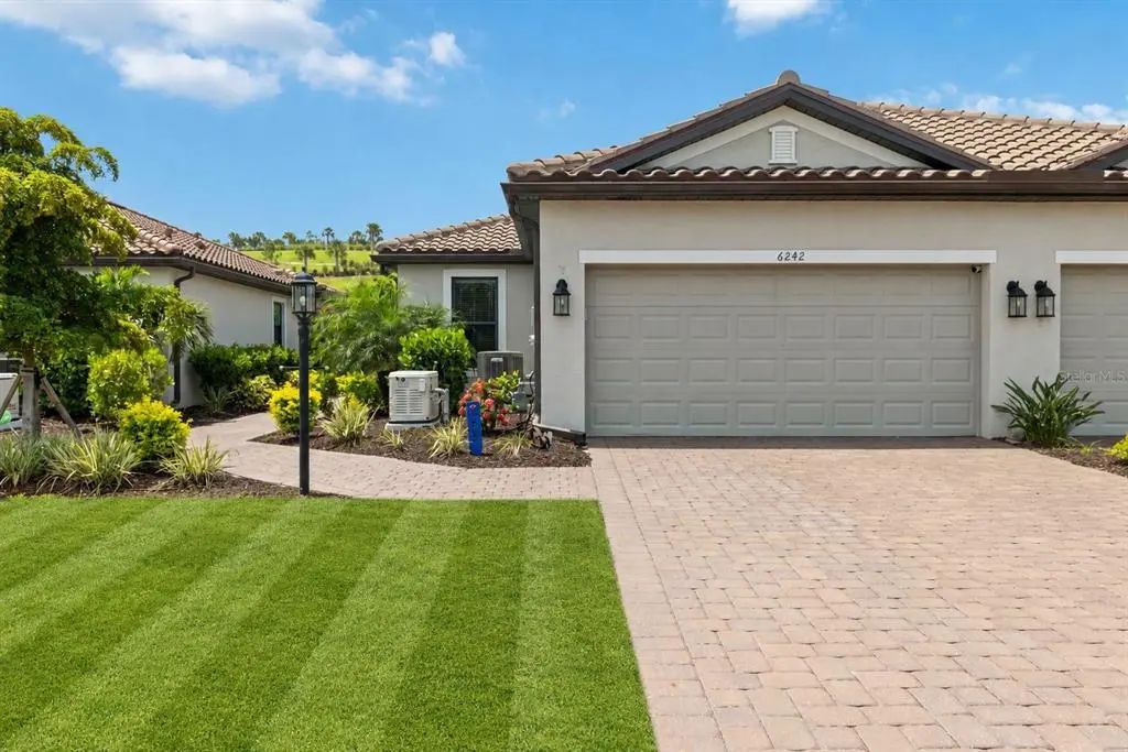6242 Grandview Hill Court, BRADENTON