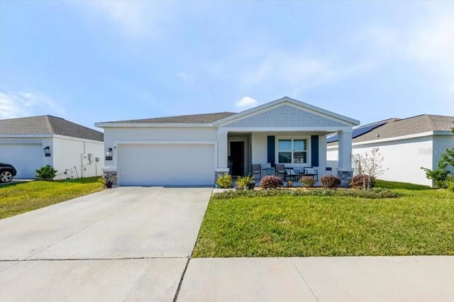 969 Laurel View Way, GROVELAND