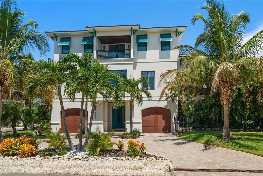 6840 Longboat Drive S, LONGBOAT KEY