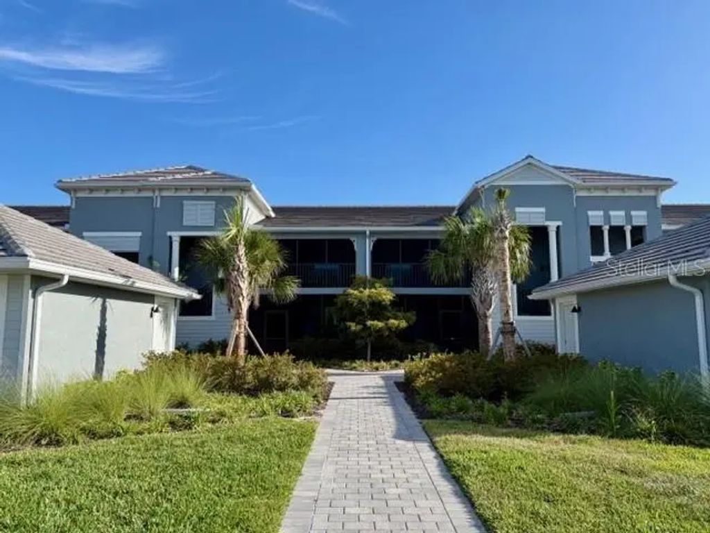 17475 Opal Sand Drive 204, VENICE