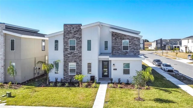 1154 Drop Lane, DAVENPORT