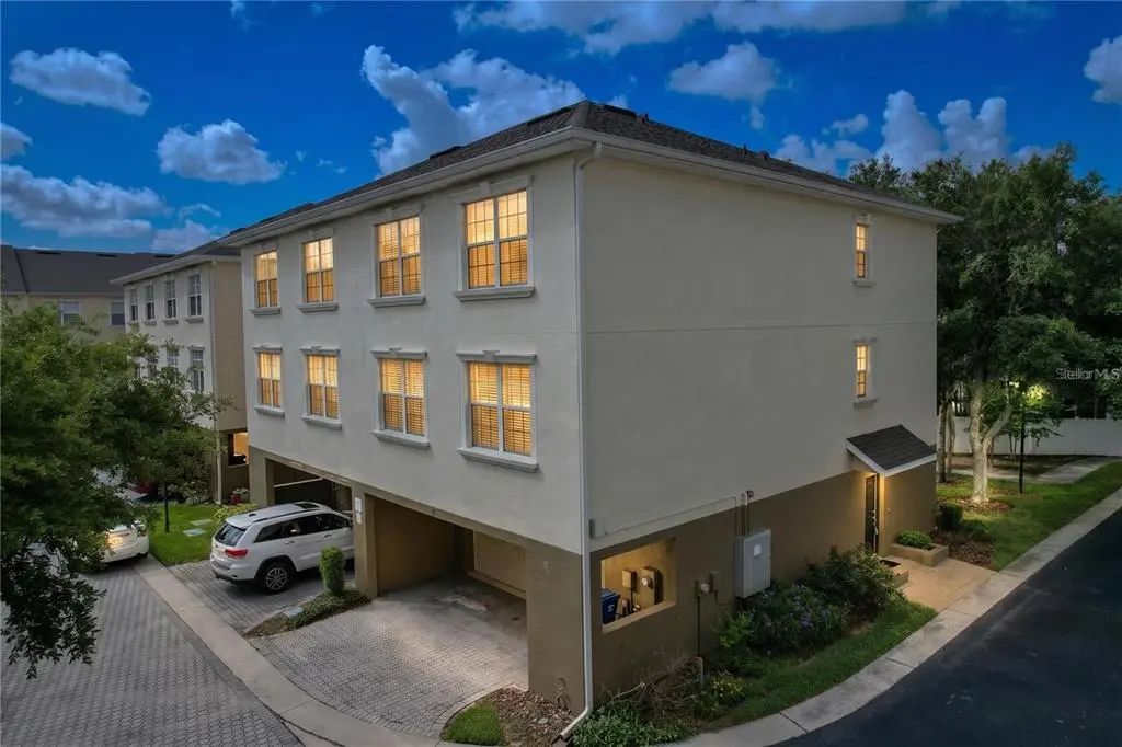 10144 Arbor Run Drive 31, TAMPA