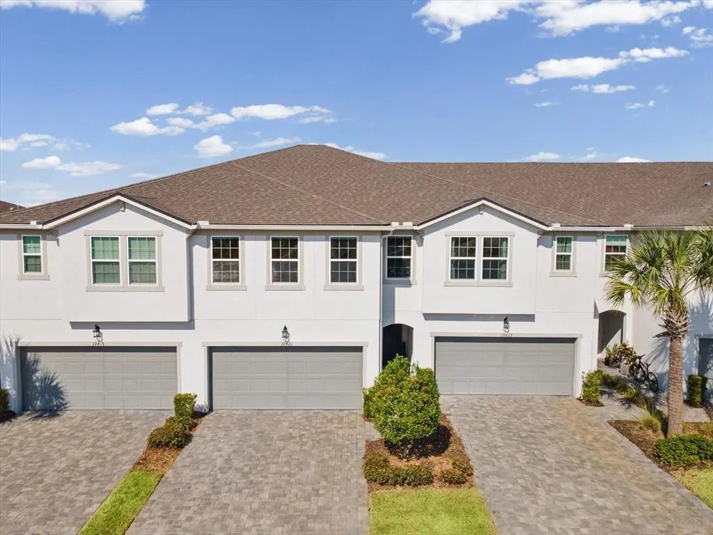 19421 Blue Pond Drive, LUTZ