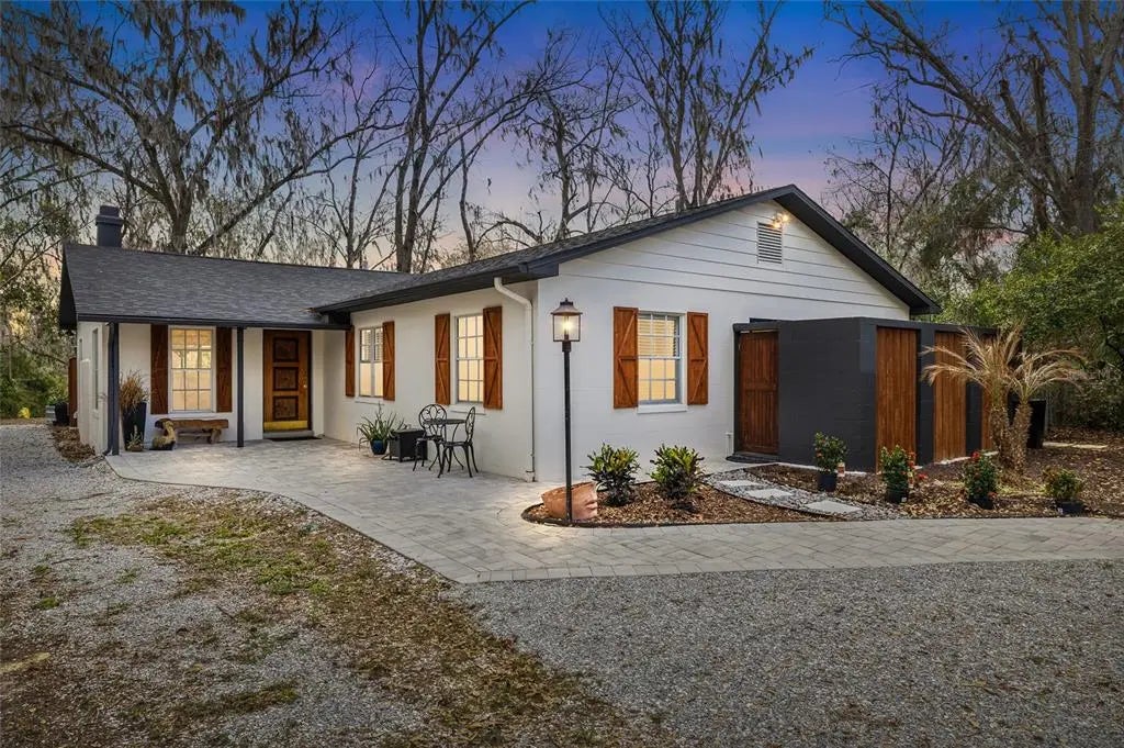 6906 Valrie Lane, RIVERVIEW