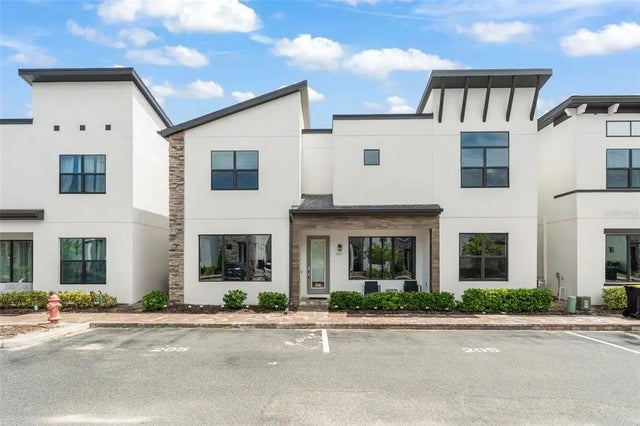 205 Villa Domani Circle 62, DAVENPORT