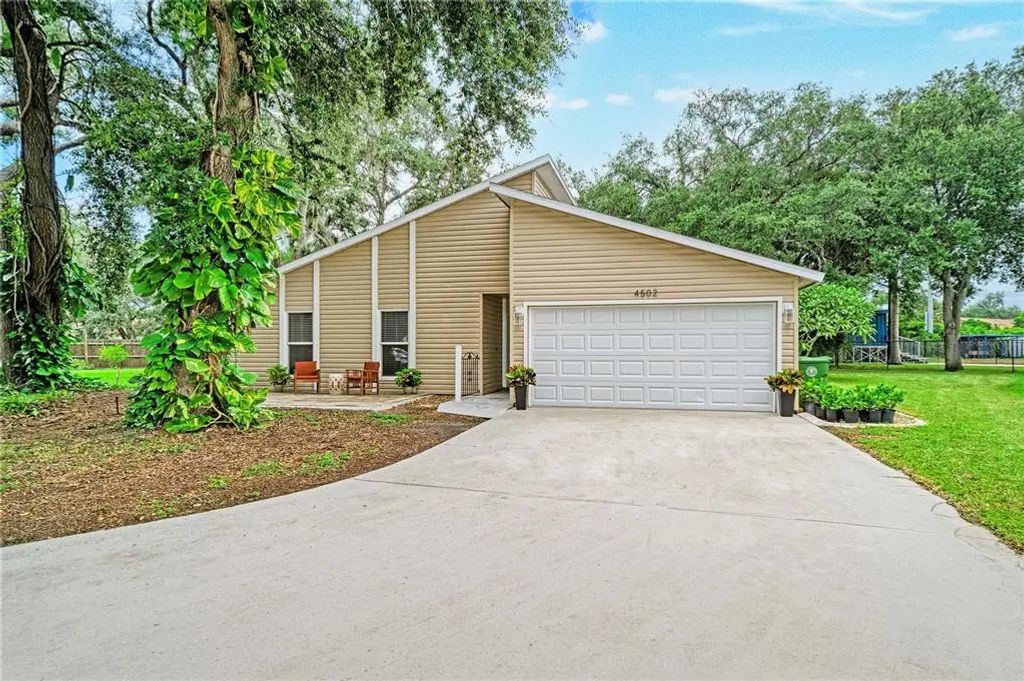 4502 33rd Avenue W, BRADENTON