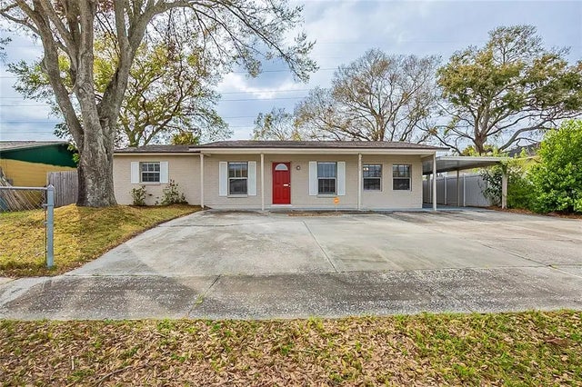 8528 Gold Ridge Circle, TAMPA