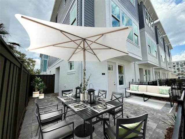 498 31st Way N, ST PETERSBURG