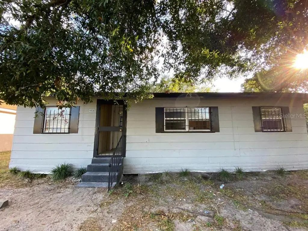 4638 America, ORLANDO